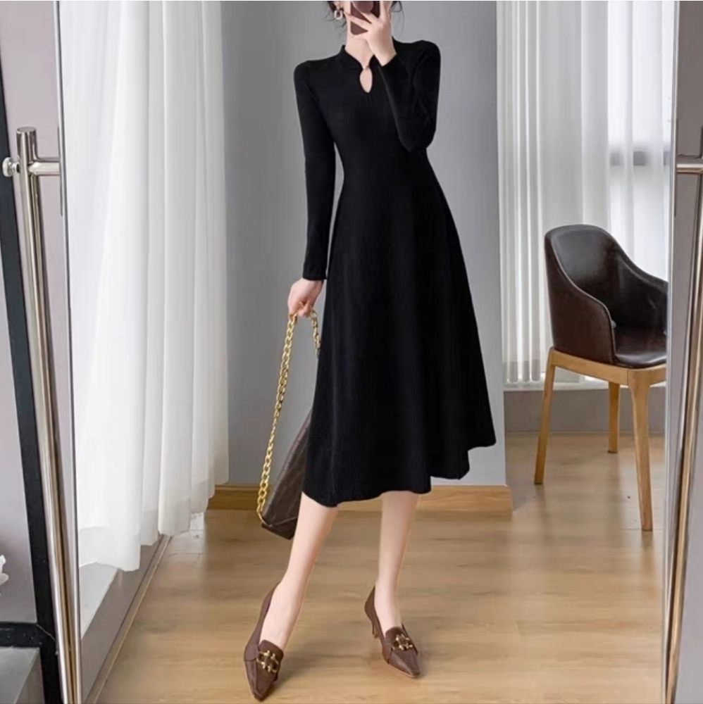 Elegant Black Long Sleeve Dress